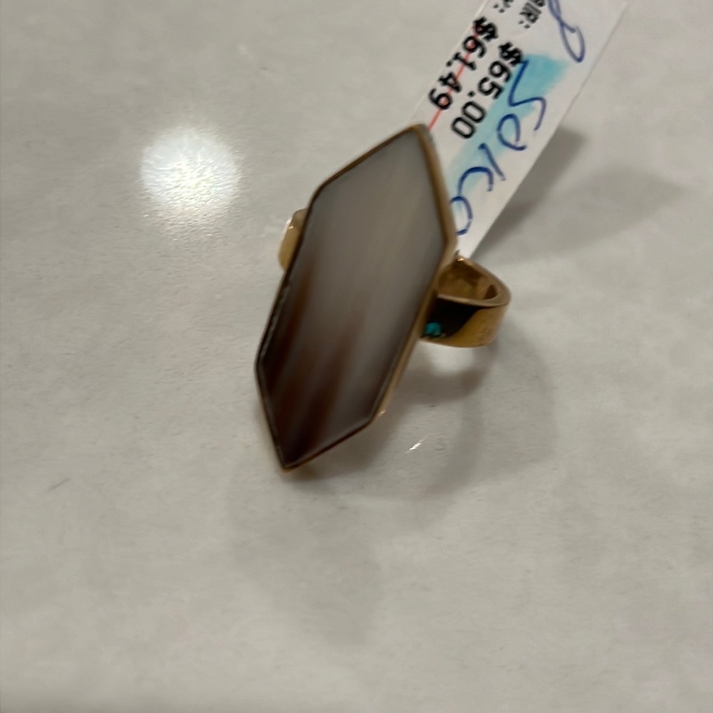 Stunning Soko Trapezoid Horn Ring